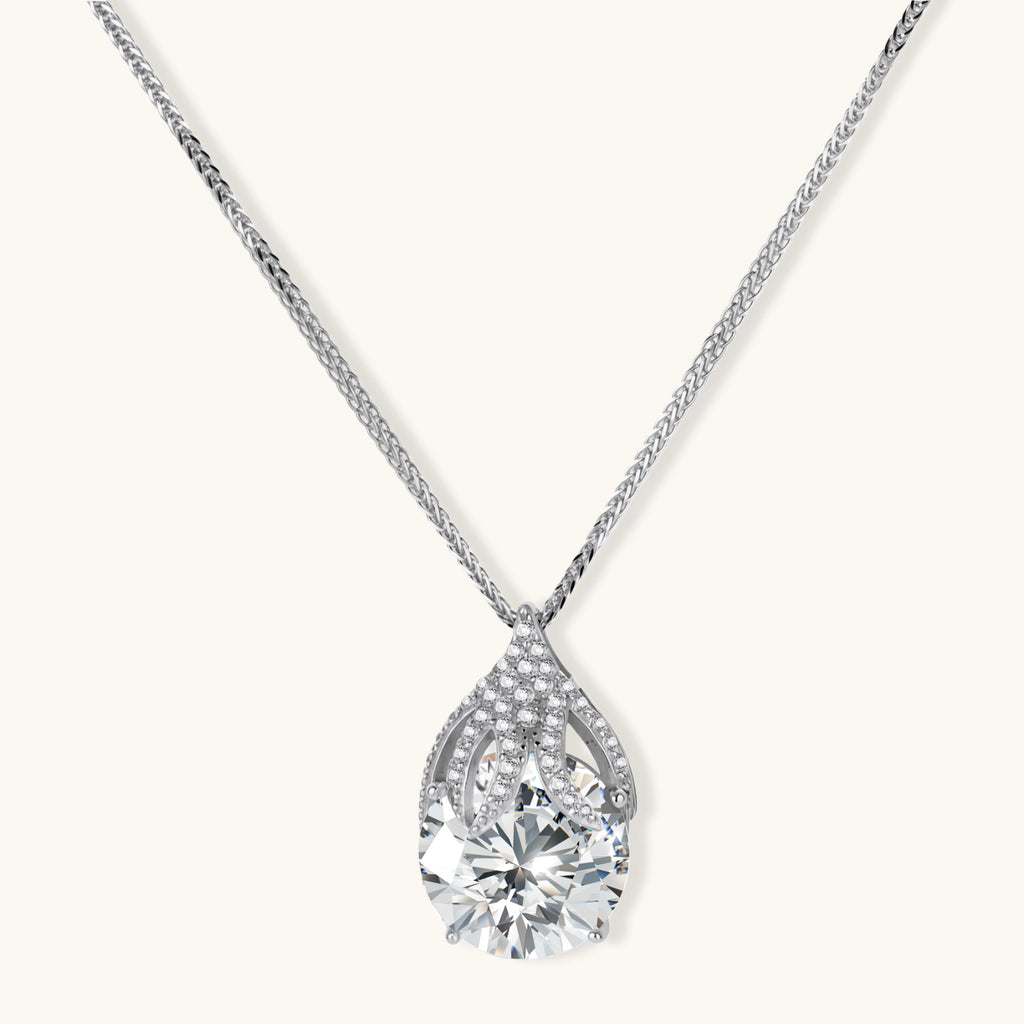 Collier Brillance Larme en argent sterling 925 avec pendentif moissanite – vue 1