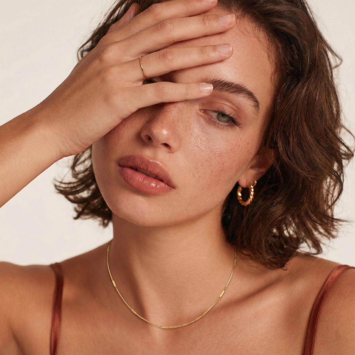 Collier Chaîne Box à Barre